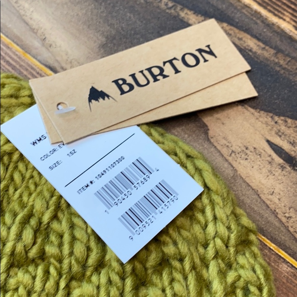 Burton Womens Tan Hand Knit Beanie Winter Snow NWT - Picture 3 of 6